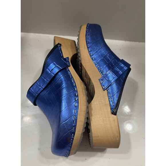 Metallic Blue Swedish Clogs - Picture 3 of 6